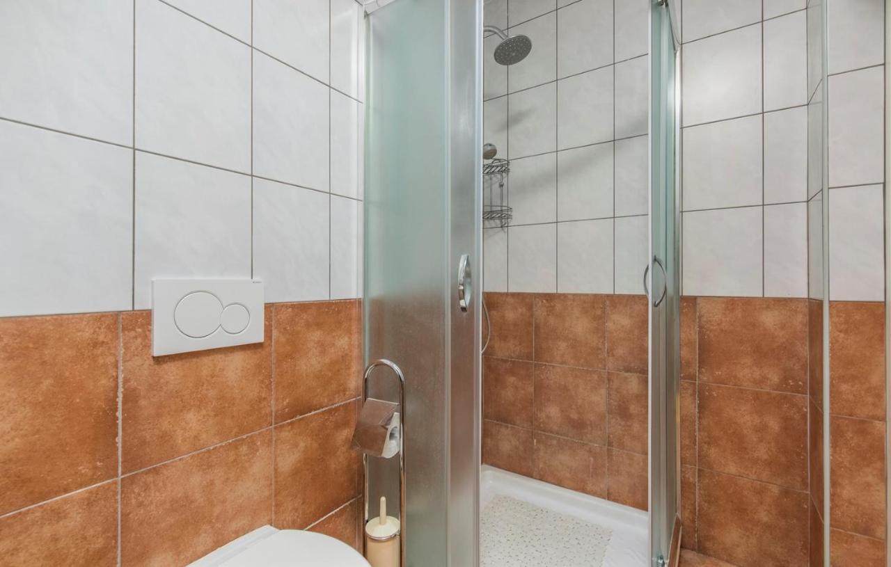 Apartment Complex Iris Πόρετς Εξωτερικό φωτογραφία