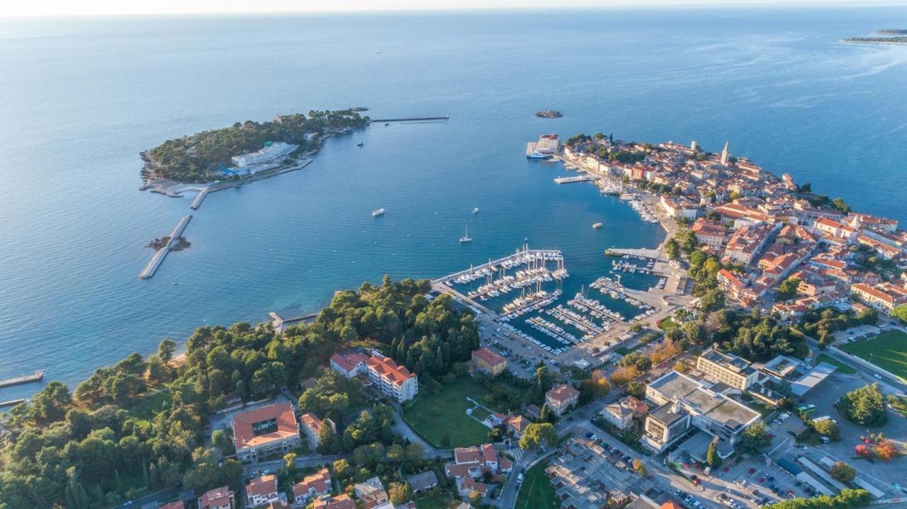 Apartment Complex Iris Πόρετς Εξωτερικό φωτογραφία